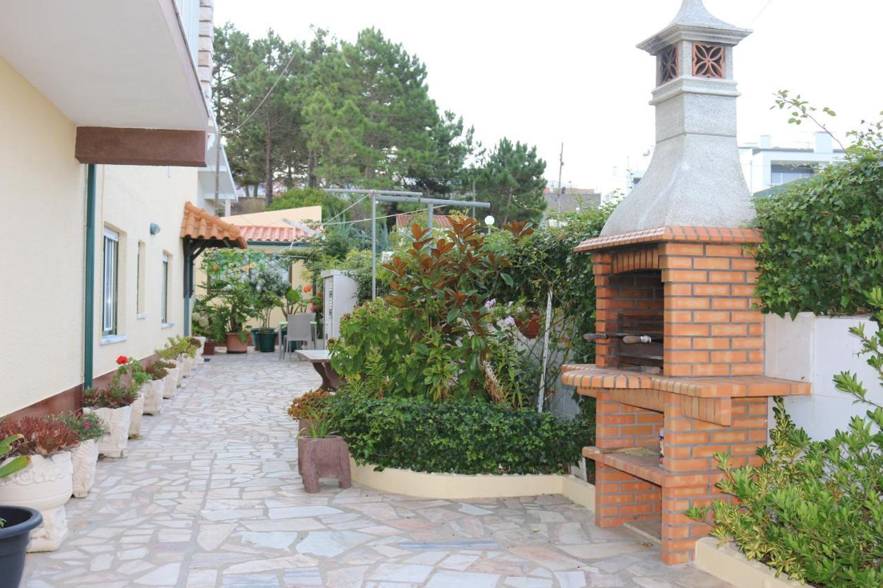 Vivenda Barroso Apartment Nazaré Exterior photo