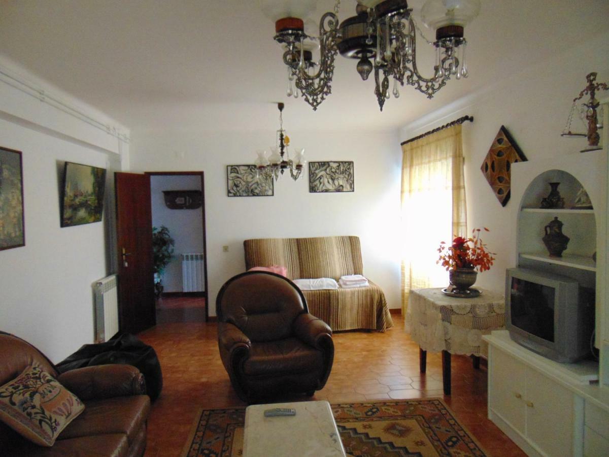 Vivenda Barroso Apartment Nazaré Exterior photo